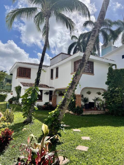 Вилла Beautiful Jungle House On A Strategic Location Канкун Экстерьер фото