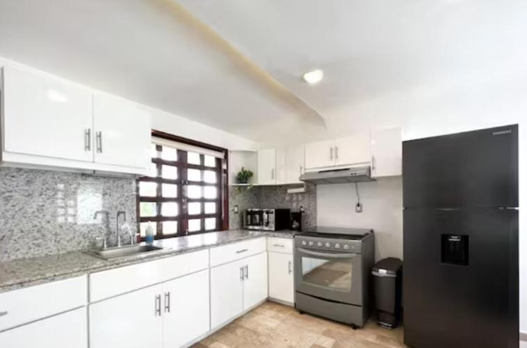 Вилла Beautiful Jungle House On A Strategic Location Канкун Экстерьер фото
